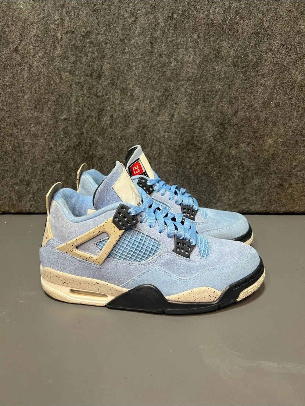 Air Jordan 4 Retro University Blue (GS) Men’s Size 8